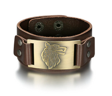 Cargar imagen en el visor de la galería, Beowulf Regalia Leather Viking Wolf Head Arm Cuff