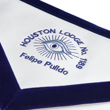 Charger l&#39;image dans la galerie, Grand Past Master Blue Lodge California Regulation Apron - Blue Velvet With Hand Threaded Silk