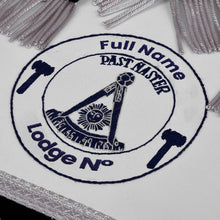 Cargar imagen en el visor de la galería, Past Master Blue Lodge Apron - Customizable Hand Embroidery Silver Bullion With Blue Velvet